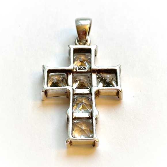 VTG Sterling Silver 925 Clear Square Cut Crystals Cross Pendant - Picture 6 of 8